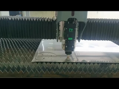 Producción por lotes de pantallas de molibdeno para hornos al vacío, corte láser para mejorar la eficiencia de la producción